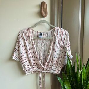 Windsor Flutter Sleeve V-Neck Rust and White Crop Top Blouse